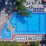 Porfi Hotel