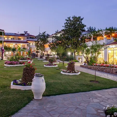 Porfi Отель Никити