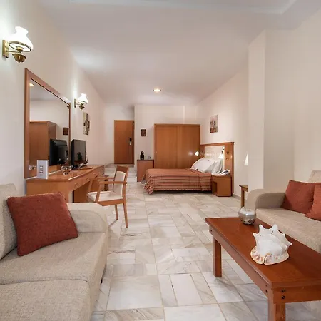 Hotel Porfi