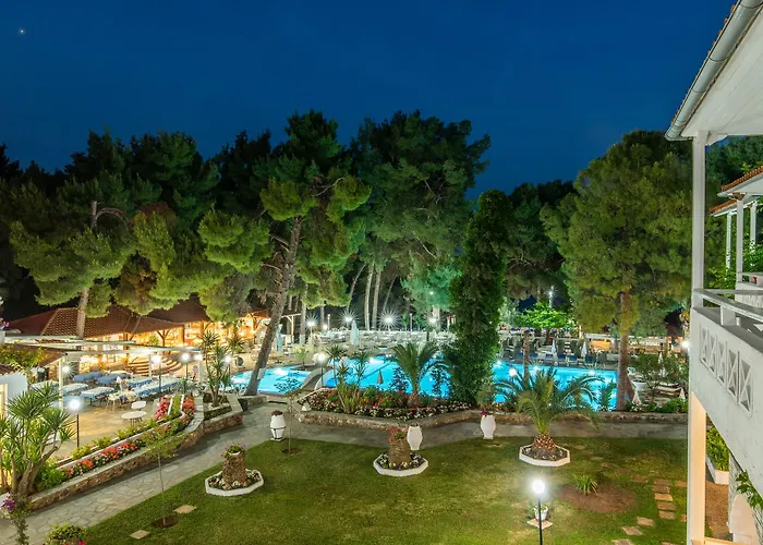Porfi Hotel 3*