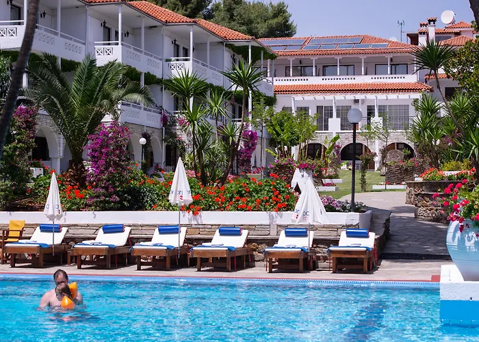 Hotel Porfi 3*
