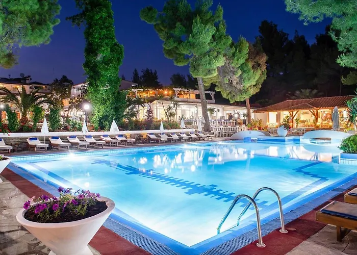Hotel Porfi 3*